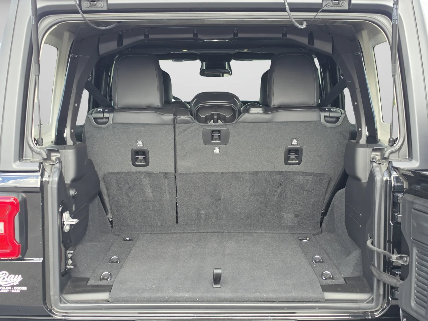 Used 2026 Black Clearcoat Jeep Rubicon image 15