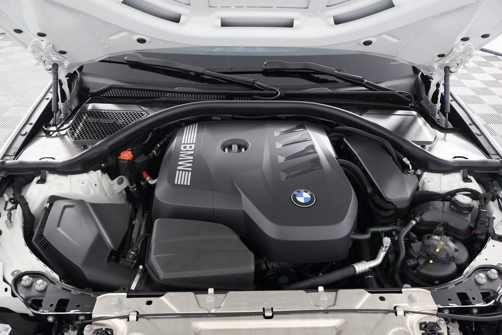 New 2026 Alpine White BMW 330i image 9
