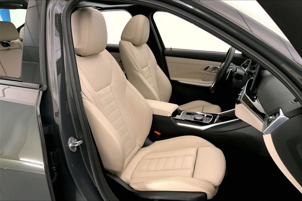 Certified Used 2023 Dravit Grey Metallic BMW  image 6