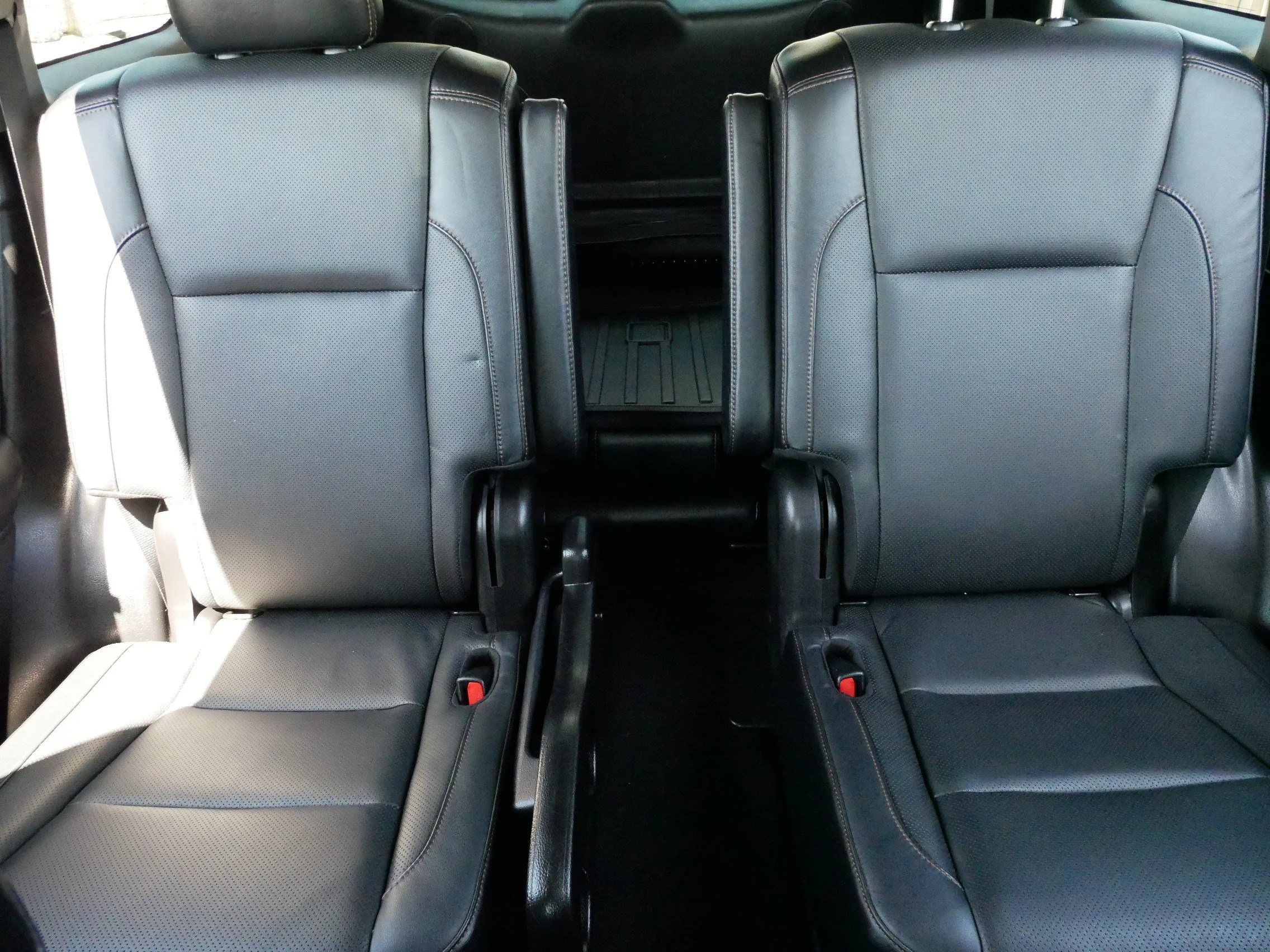 Used 2017 Blizzard Pearl Toyota Limited Platinum image 13