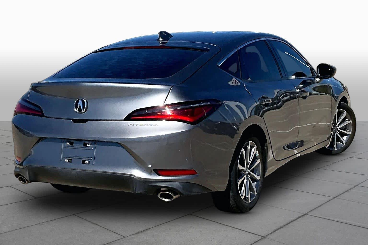 Used 2024 Liquid Carbon Metallic Acura  image 13