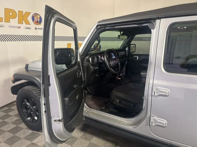 Used 2022 Silver Jeep Unlimited Willys image 11