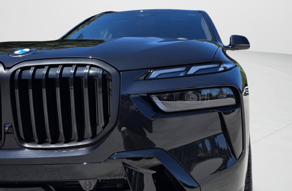 New 2027 Black Sapphire Metallic BMW xDrive40i image 25