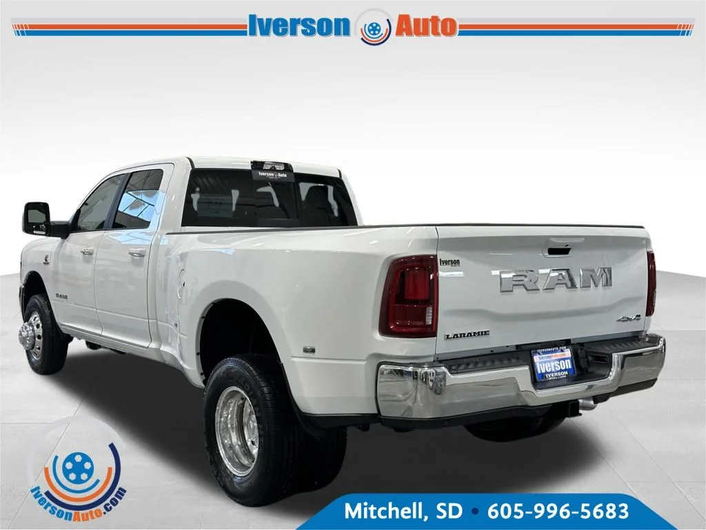 New 2026 Bright White Clear-Coat Exterior Paint RAM Laramie image 5