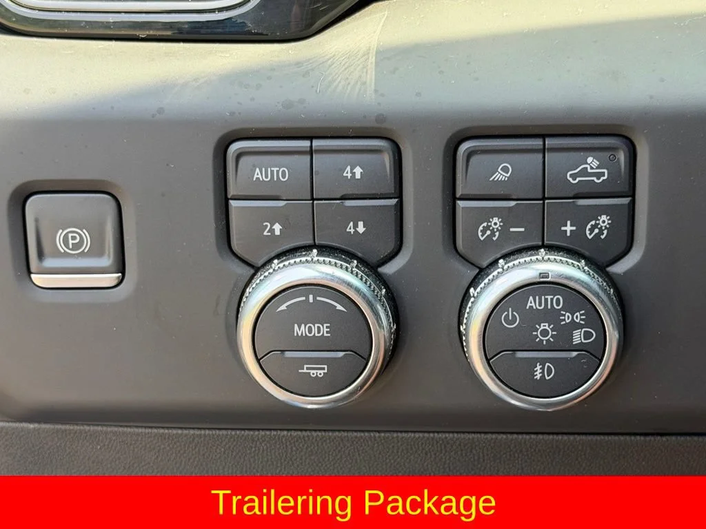 Certified Used 2022 DYNAMIC BLUE METALLIC GMC AT4 image 14