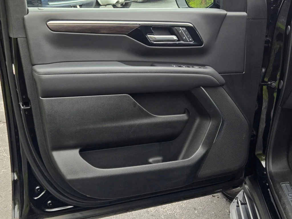 2025 Chevrolet Tahoe LT - Photo 22
