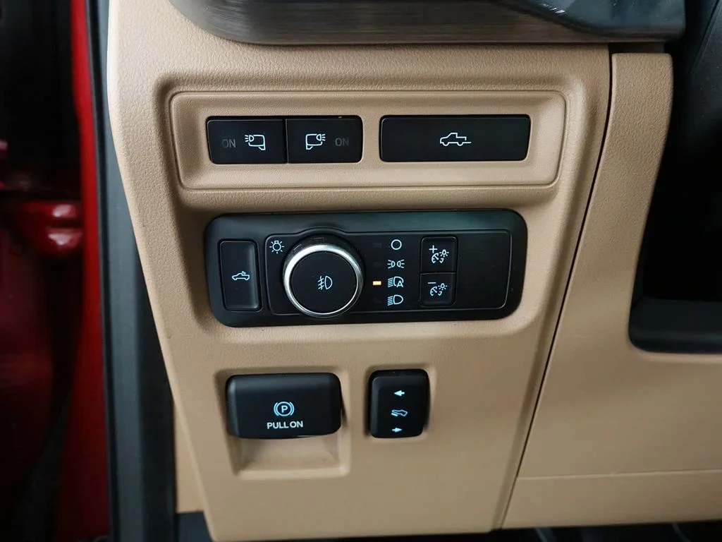 Used 2021 Red Ford Lariat image 16