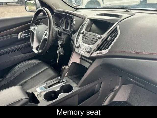 Used 2013 Silver GMC Denali image 26