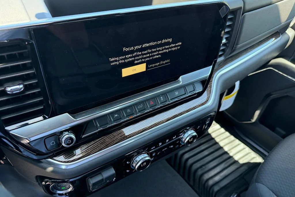 New 2026 Sterling Metallic GMC SLE image 22