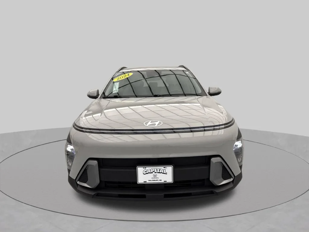 2024 Hyundai Kona SEL SUV Slide