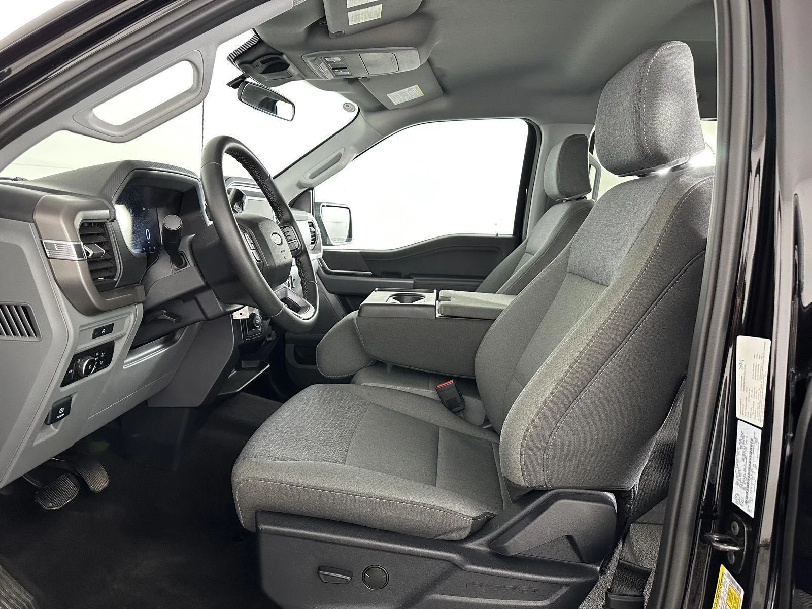 Used 2025 Agate Black Ford XLT image 20