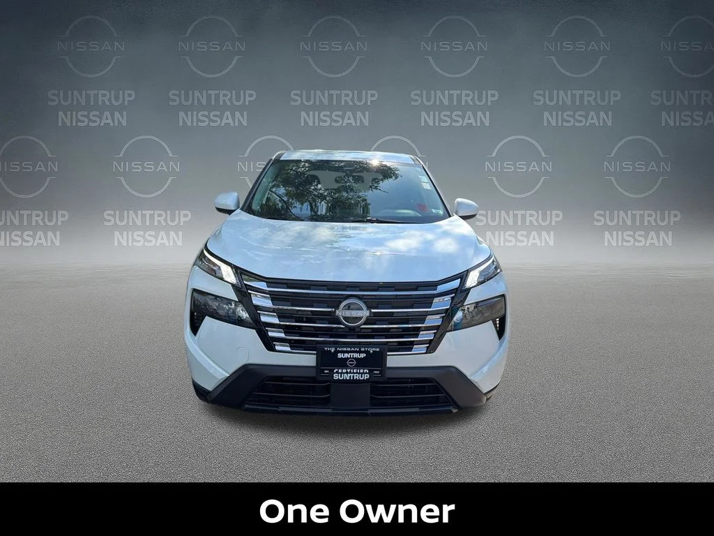 Certified Used 2026 White Nissan SV image 10