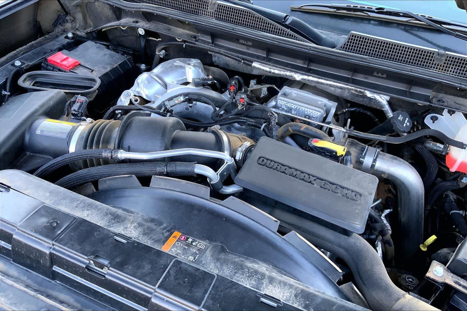 Used 2022 Northsky Blue Metallic Chevrolet LTZ image 33