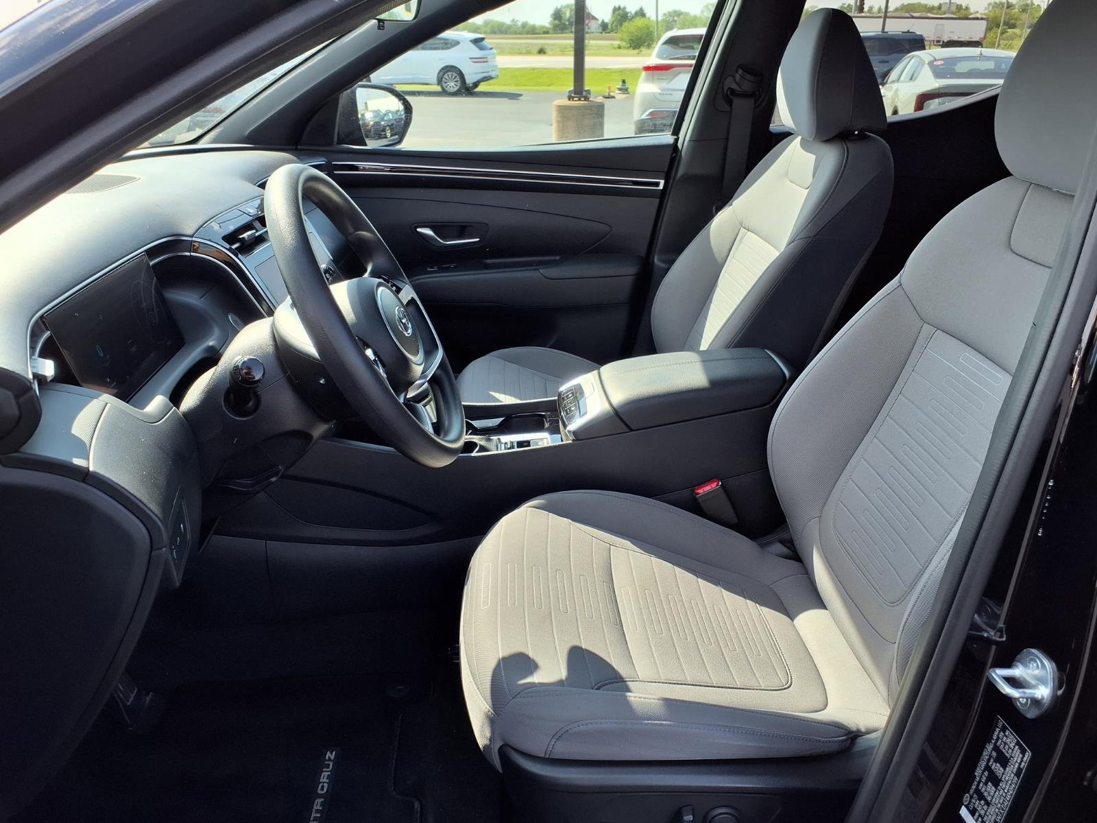 Used 2024 Phantom Black Pearl Hyundai SEL image 12