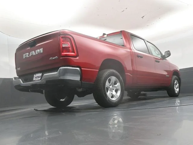 New 2026 Molten Red Pearl-Coat Exterior Paint RAM Tradesman image 40