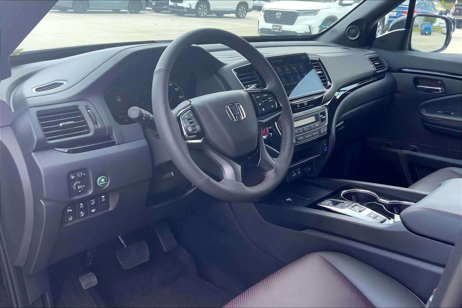 2025 Honda Ridgeline Black Edition - Photo 6