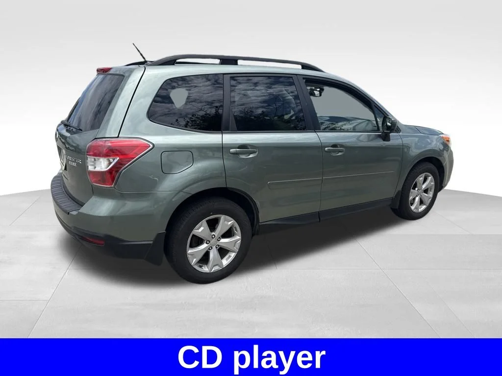 Used 2015 Green Subaru 2.5i Premium image 4