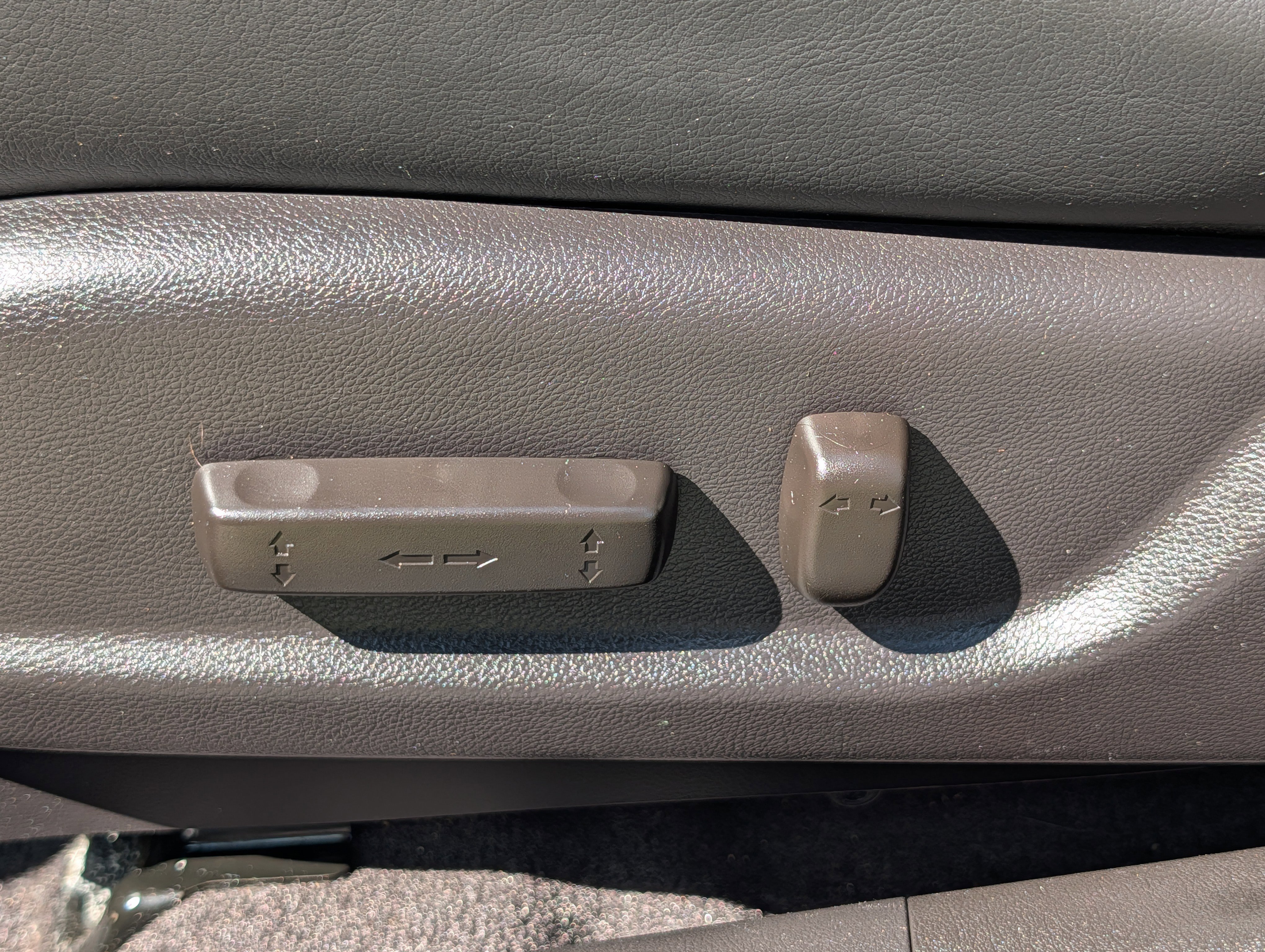 Used 2010 Crystal Black Pearl Acura  image 20