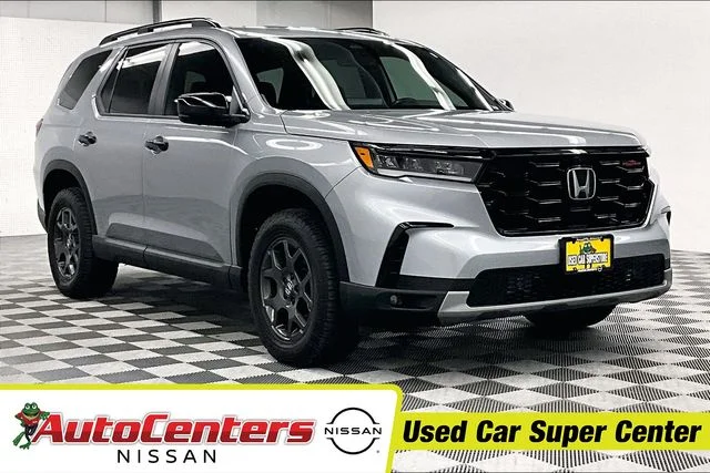 2024 Honda Pilot TrailSport AWD's photo