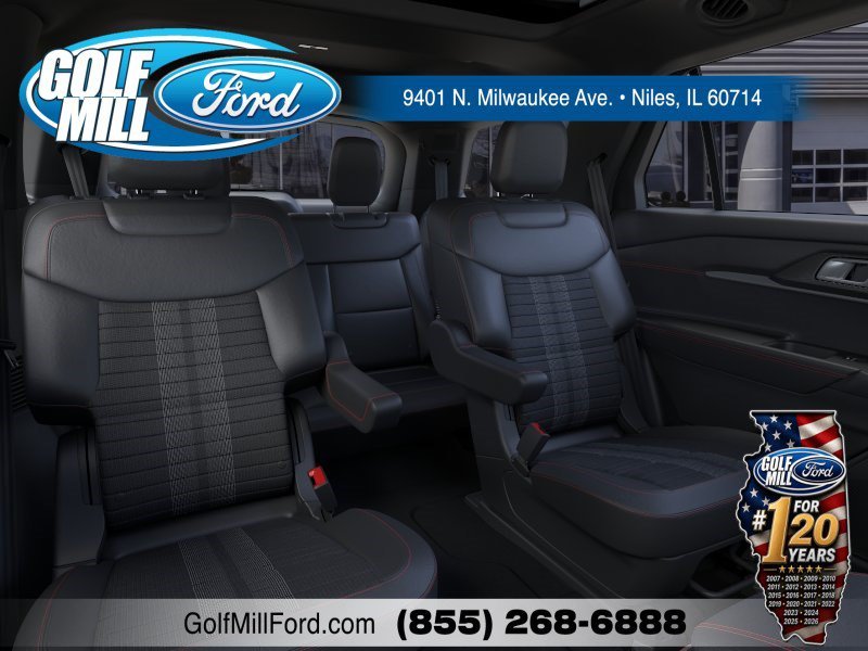 New 2026 Space White Metallic Ford ST-Line image 11