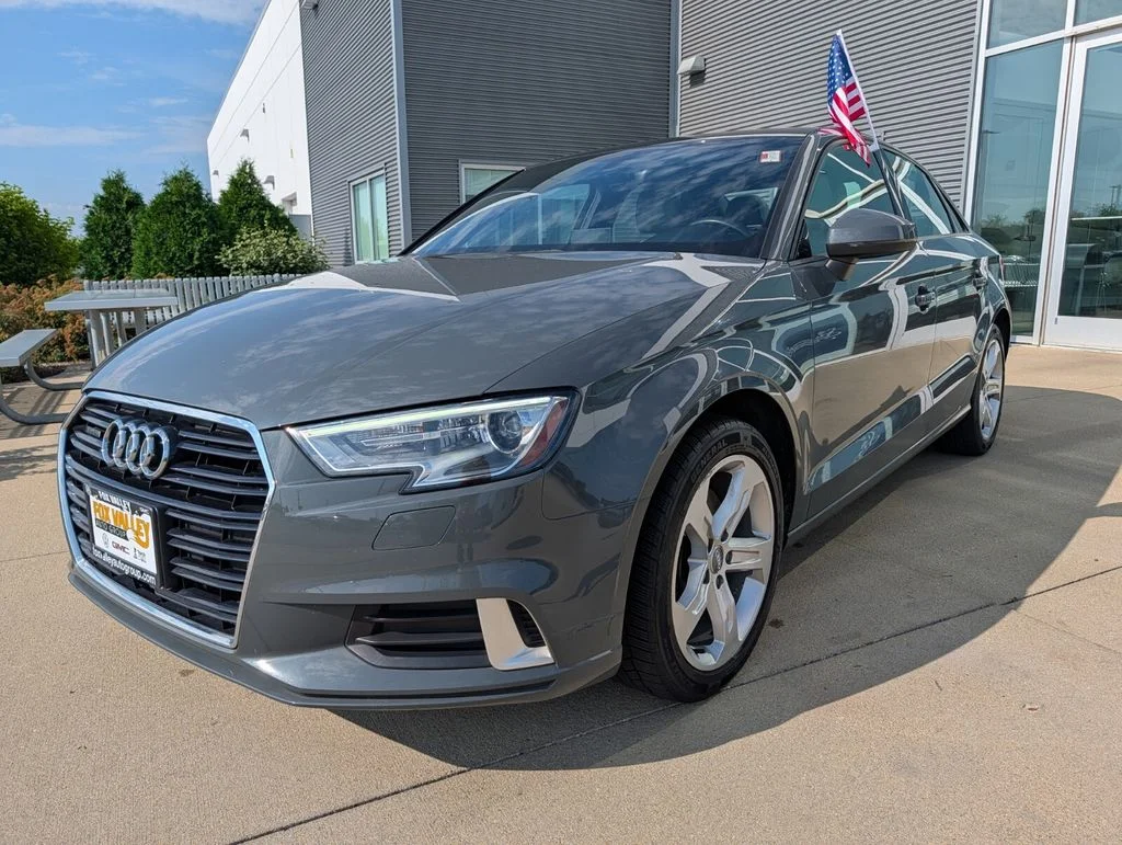 Used 2018 Gray Audi 2.0T Premium image 8