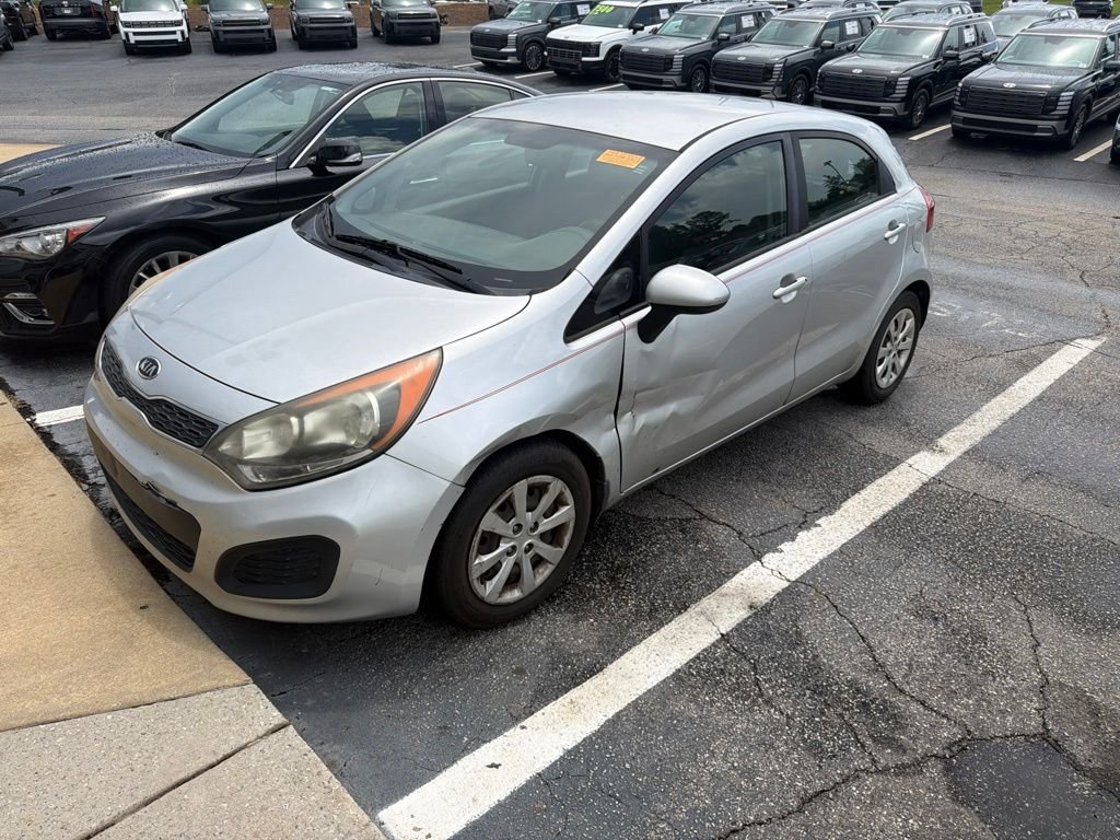 Used 2012 Silver Kia EX image 2