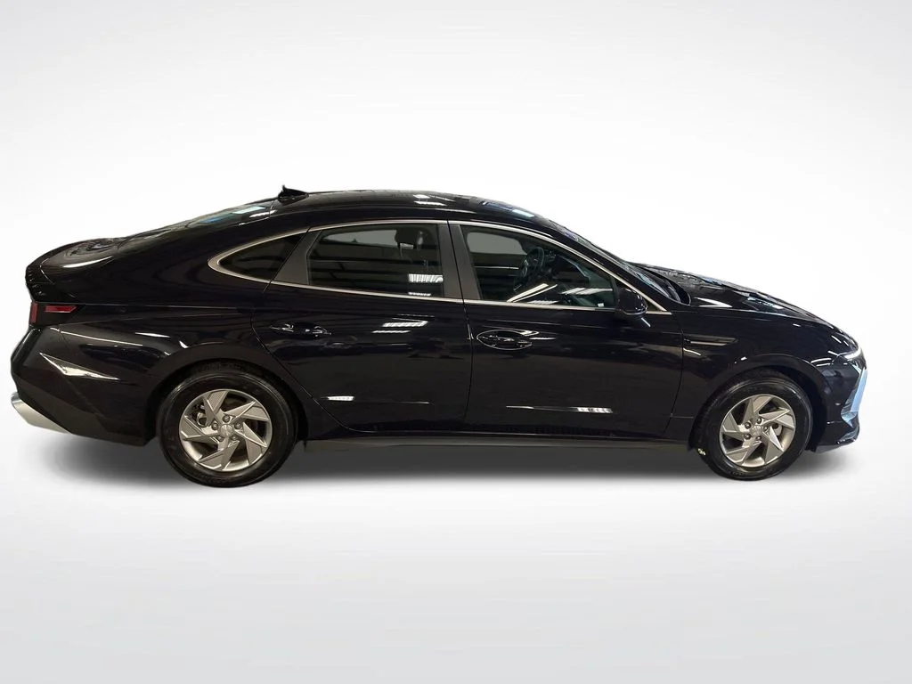 Certified Used 2026 Blue Hyundai SE image 7