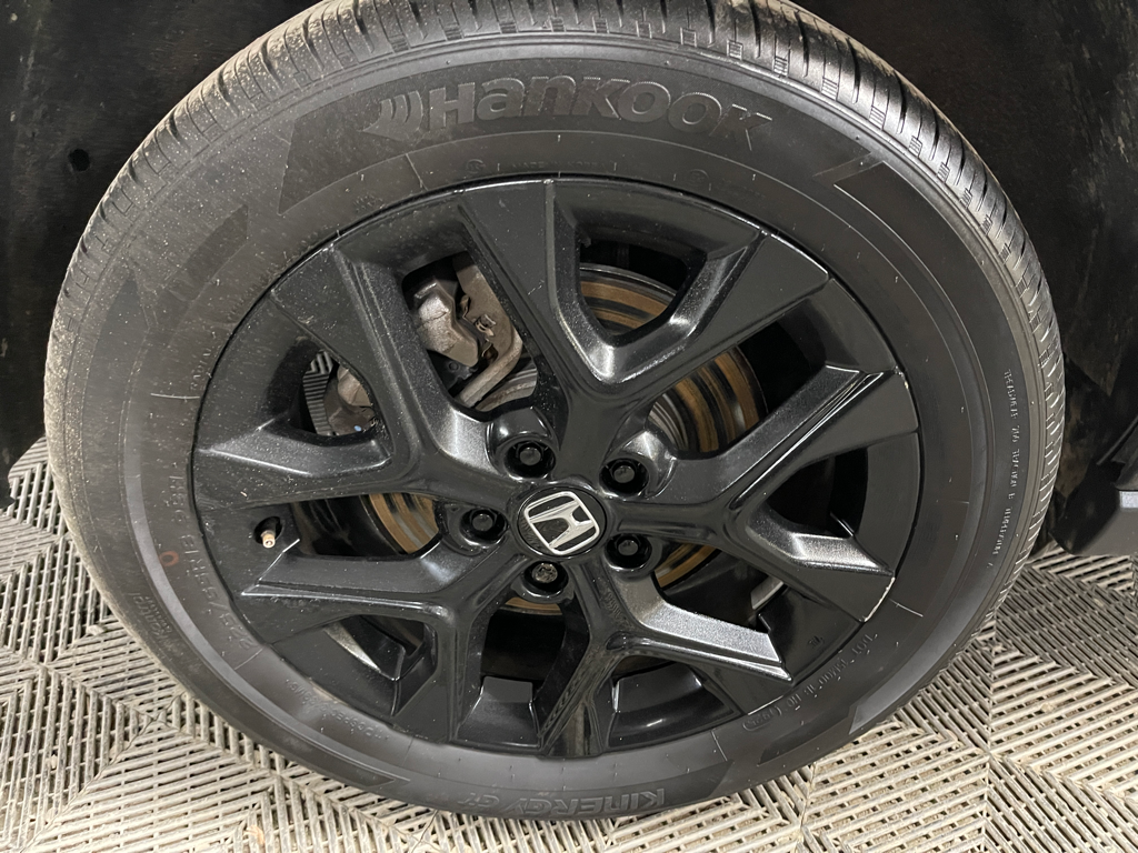 Used 2023 White Honda Sport image 13