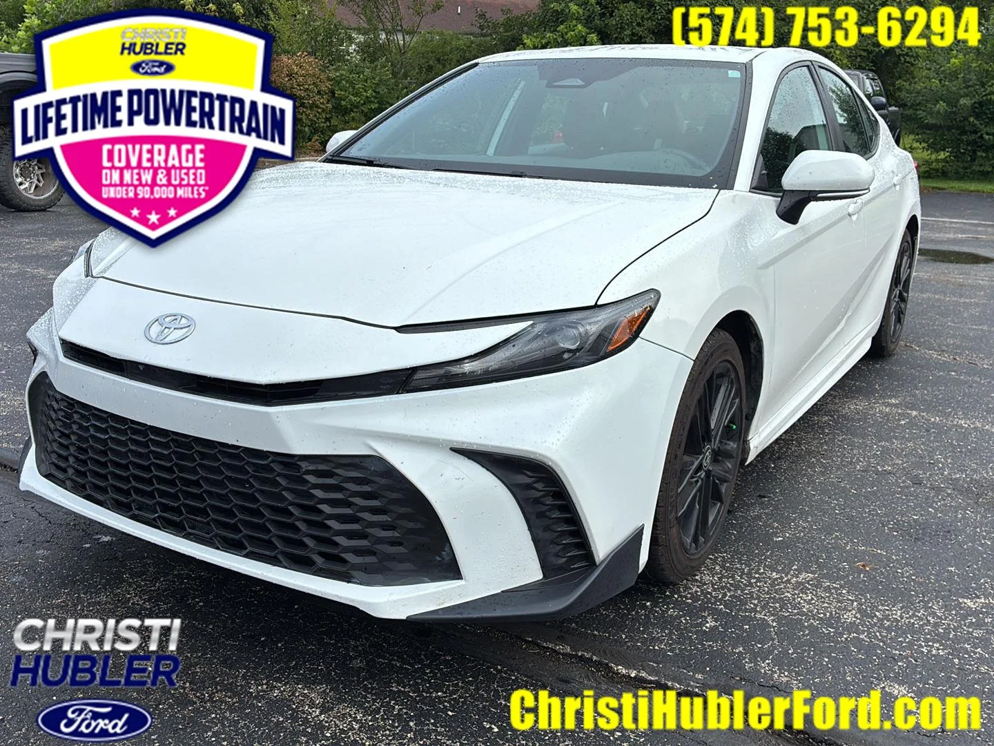 Used 2025 Ice Toyota XSE image 1
