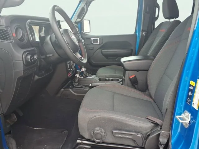 Used 2024  Jeep Rubicon image 21