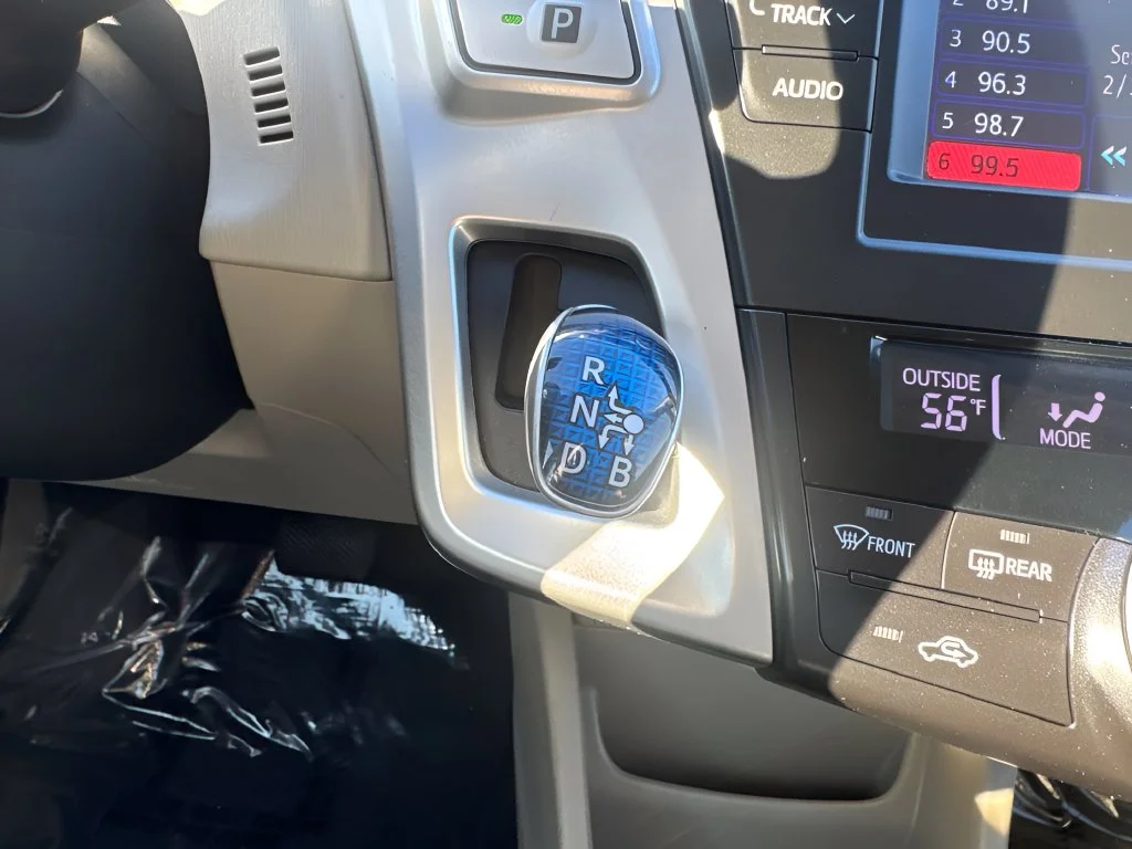 Used 2013 Blue Toyota Two image 12