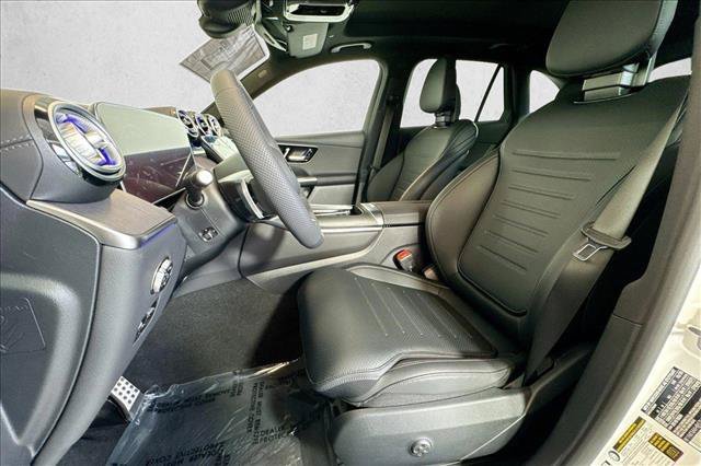 New 2026 Polar White Mercedes-Benz GLC 300 image 48
