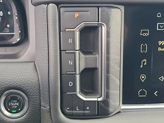 Used 2024 Onyx Black GMC Denali image 31