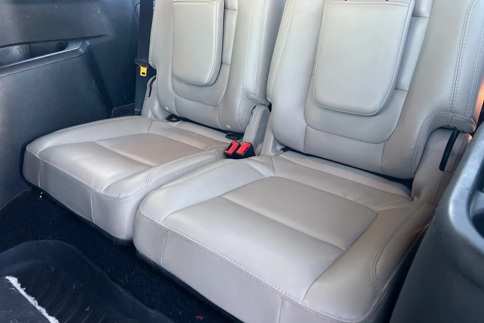 Used 2019 White Ford Limited image 15