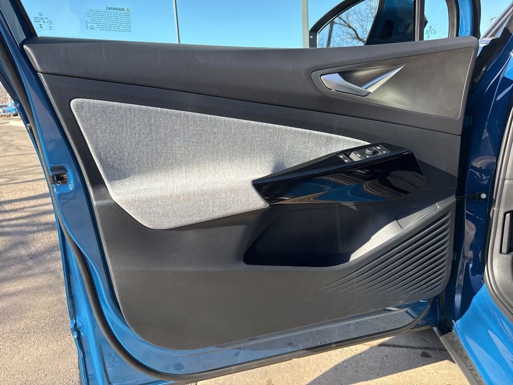 New 2026 Mountain Lake Blue Metallic Volkswagen Pro image 10
