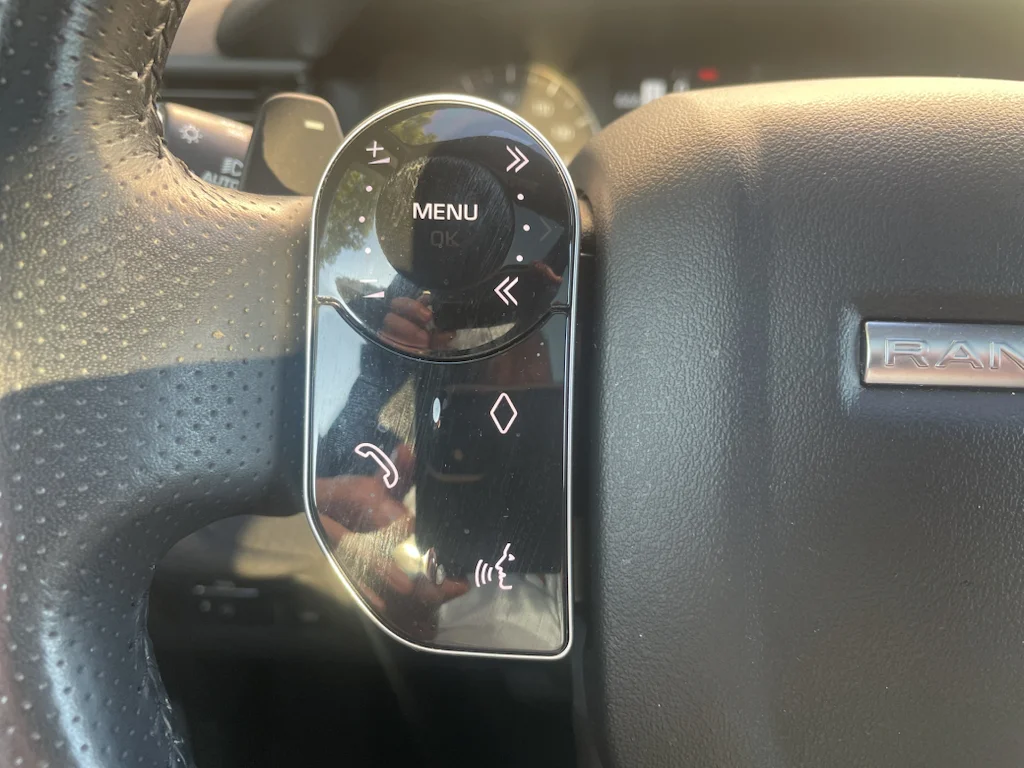Used 2020 Fuji White Land Rover S image 11