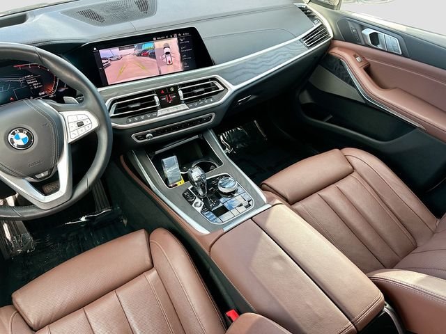 Used 2020 White BMW xDrive40i image 25