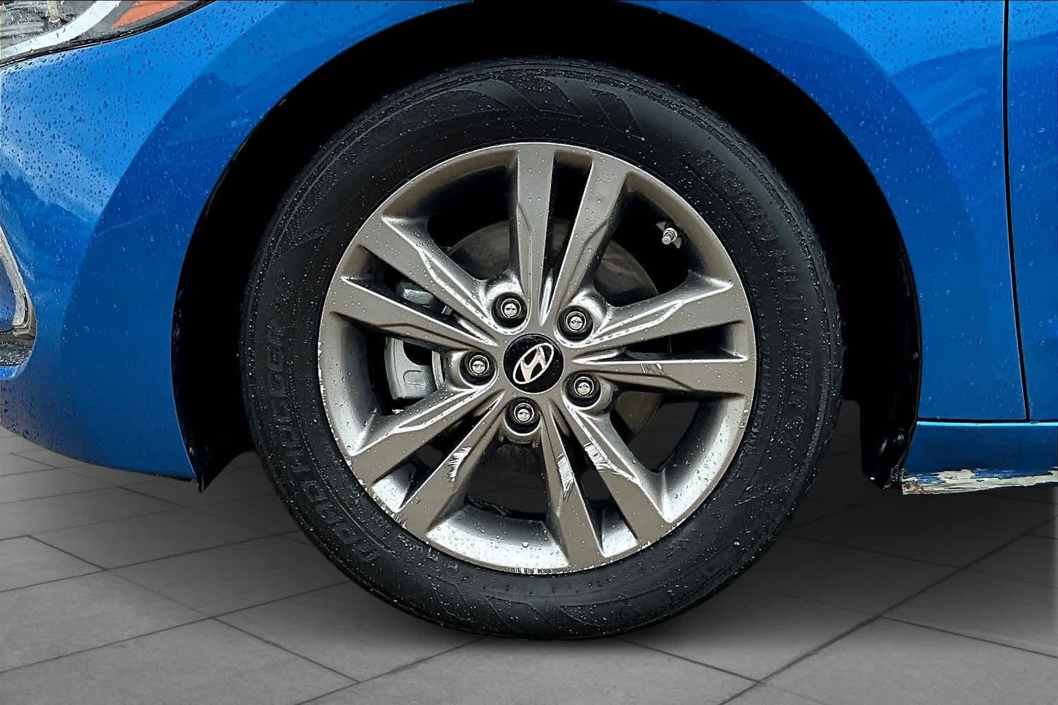 Used 2018 Electric Blue Hyundai Value Edition image 10