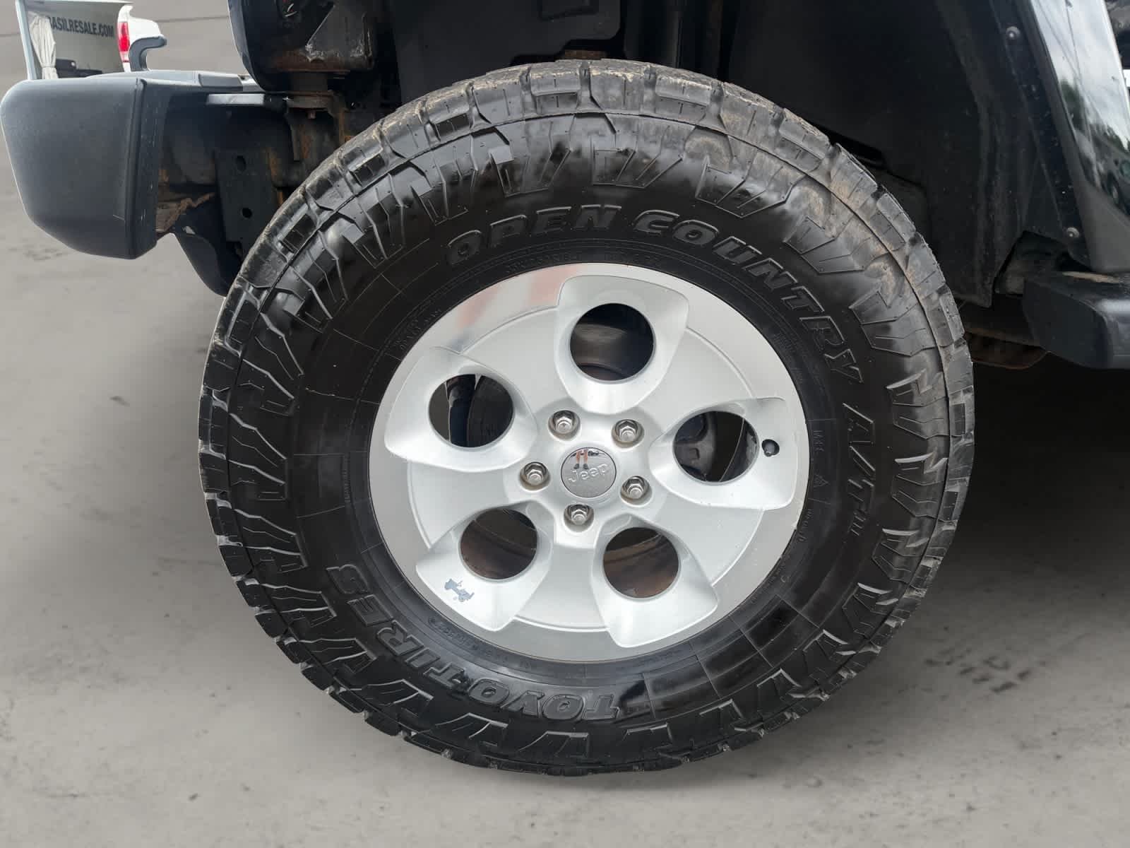 Used 2015 Black Clearcoat Jeep Sahara image 10