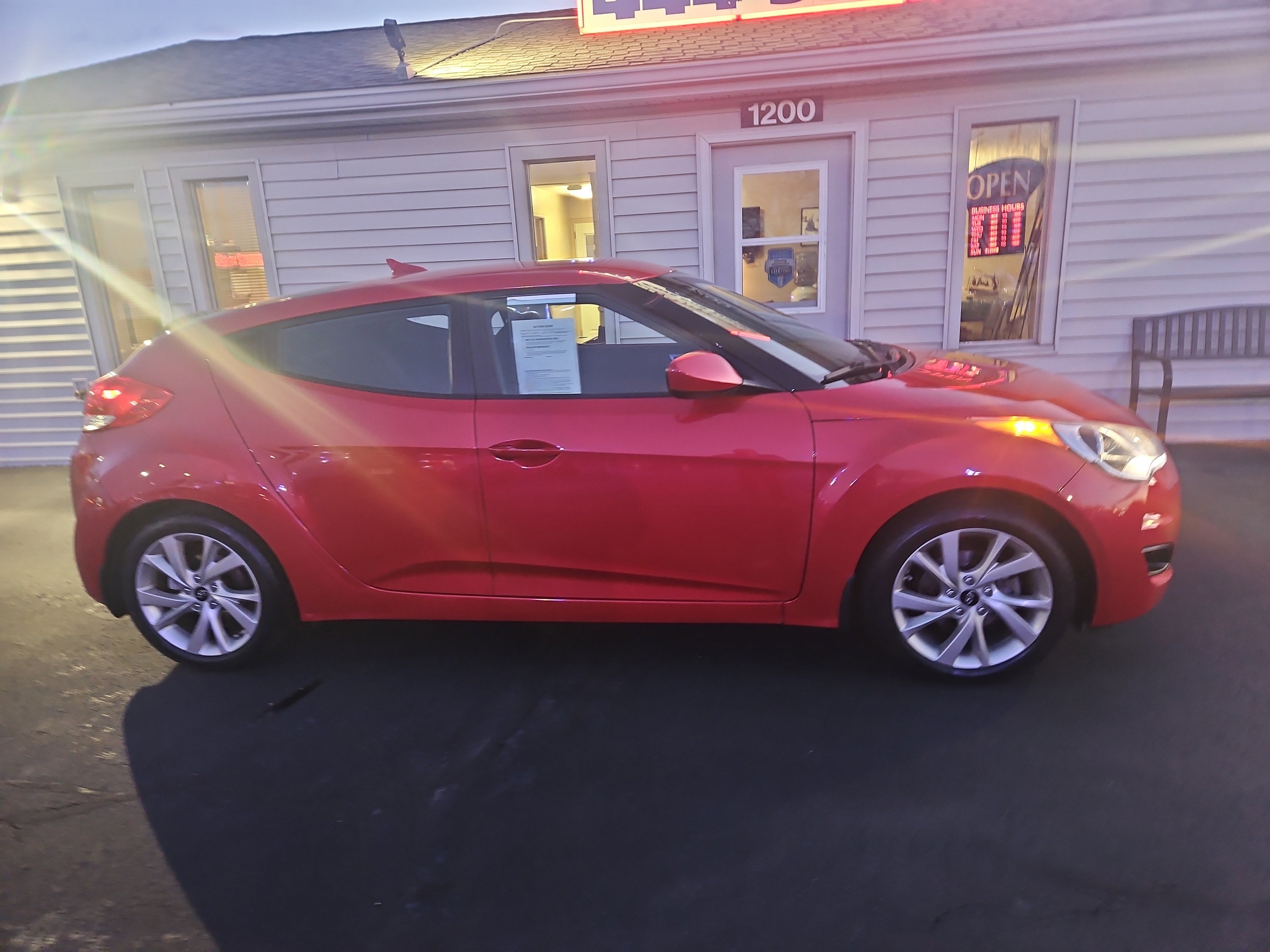 Used 2016 Hyundai Veloster Base with VIN KMHTC6AD0GU264522 for sale in Washington, IL