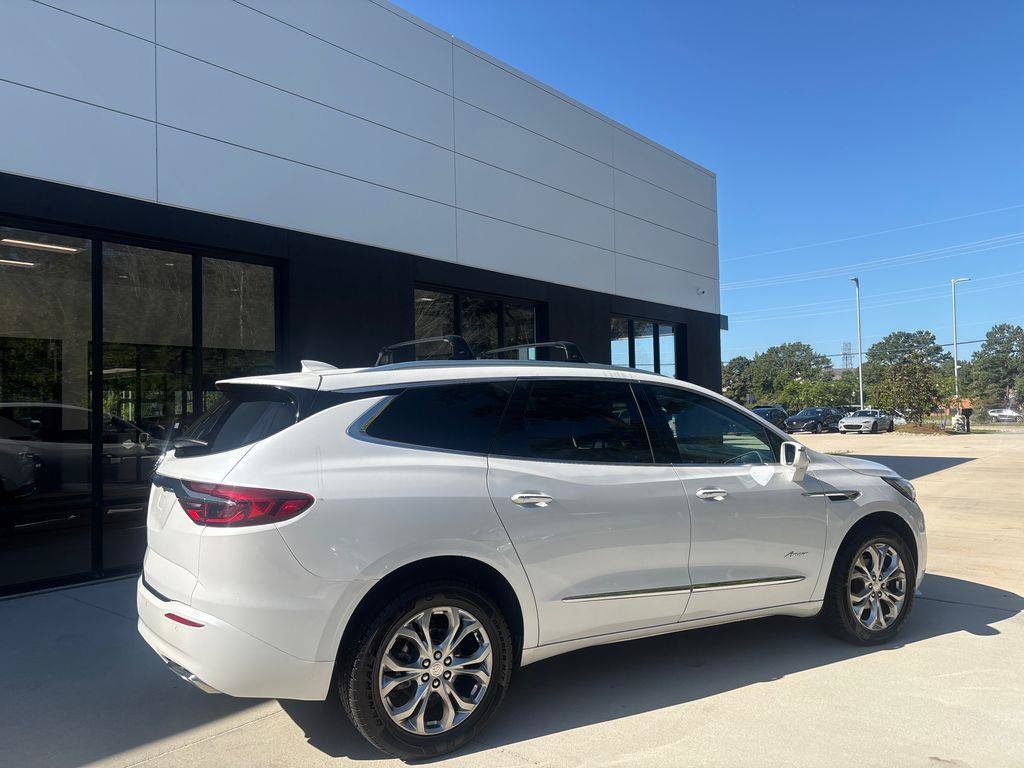 Used 2020 White Buick Avenir image 32