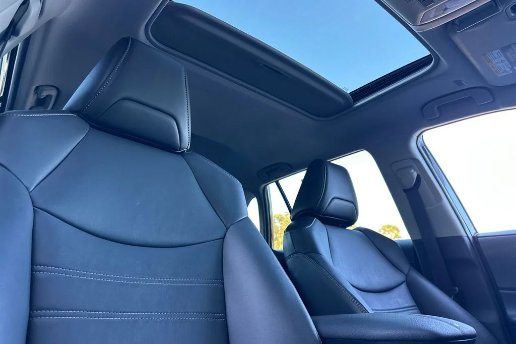 2024 Toyota RAV4 XLE Premium - Photo 17
