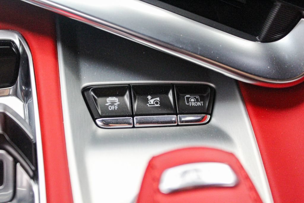 Used 2022 ARCTIC WHITE Chevrolet 3LT image 24