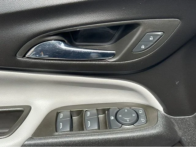 2023 Chevrolet Equinox LT - Photo 33