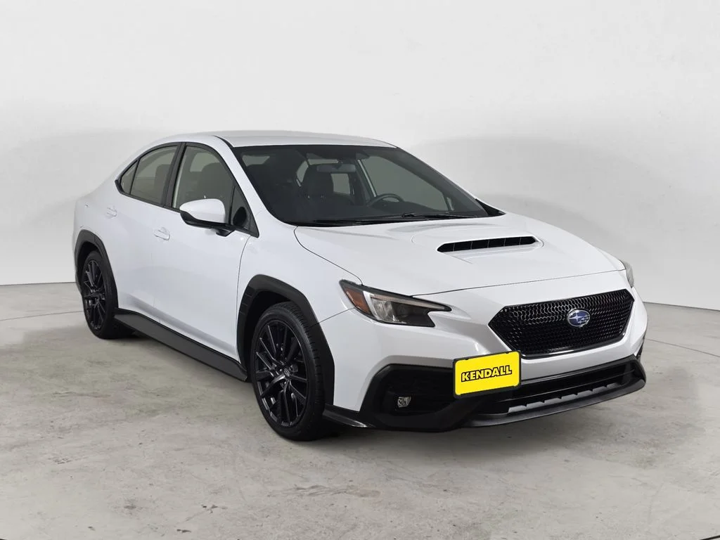 Used 2024 Ceramic White Subaru Premium image 7