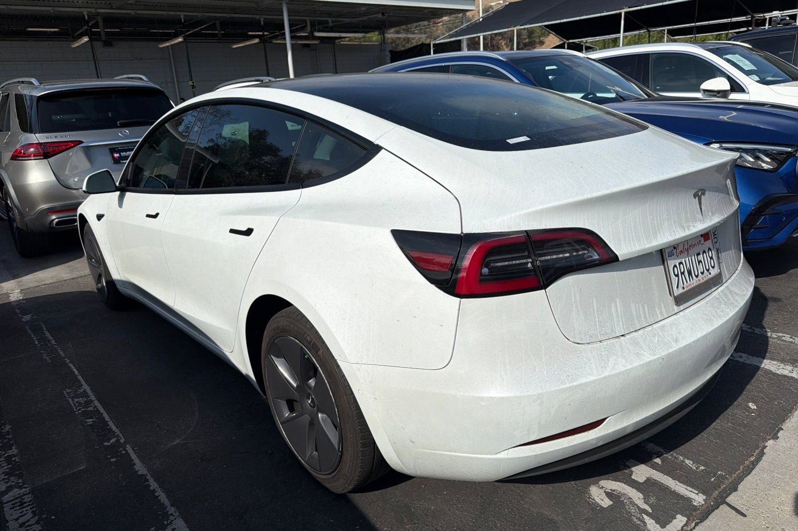 Used 2022  Tesla Base image 10