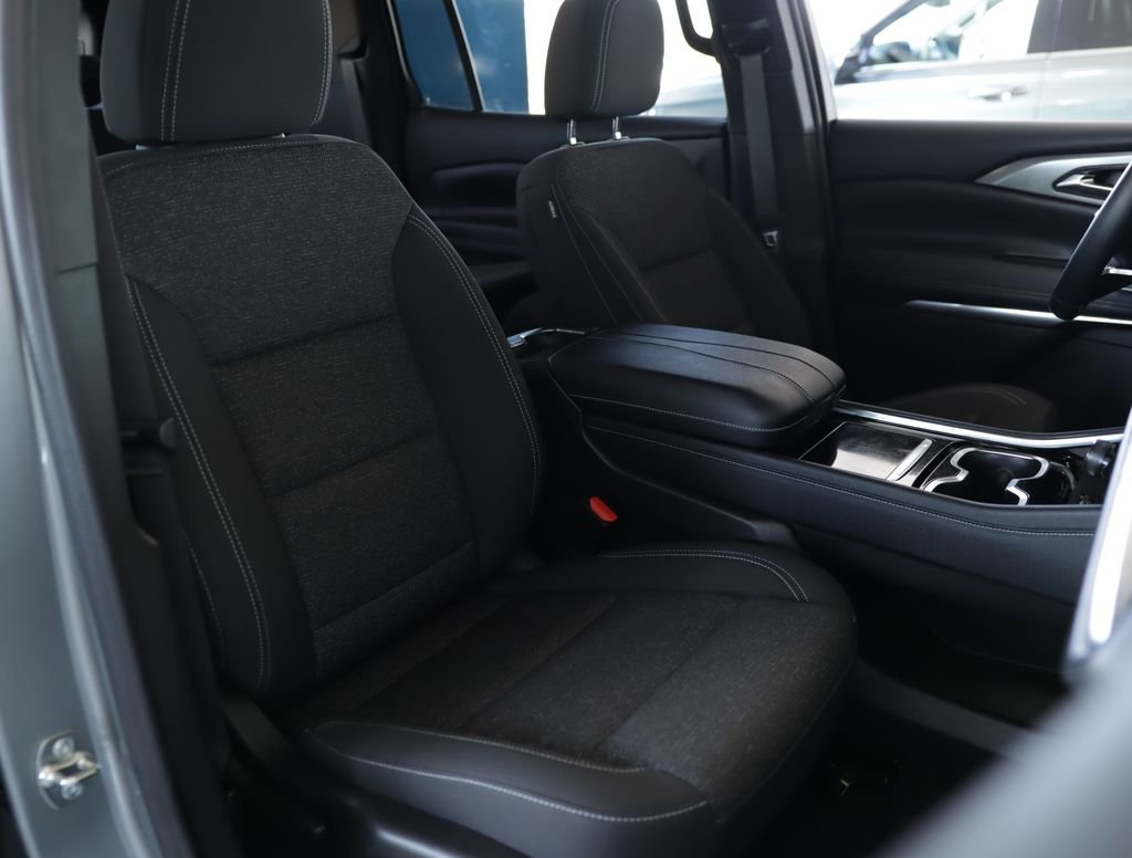 Used 2024 Gray Chevrolet LT image 32