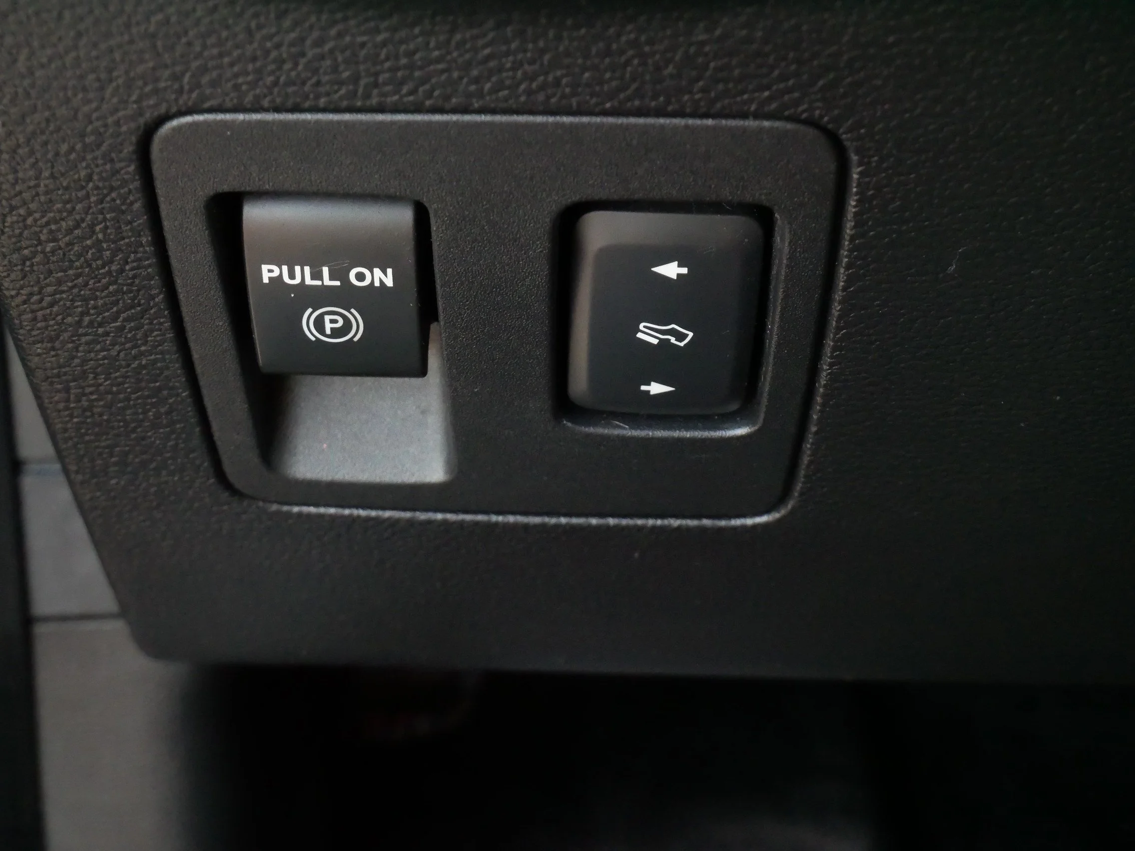 Used 2016 Shadow Black Ford Lariat image 23