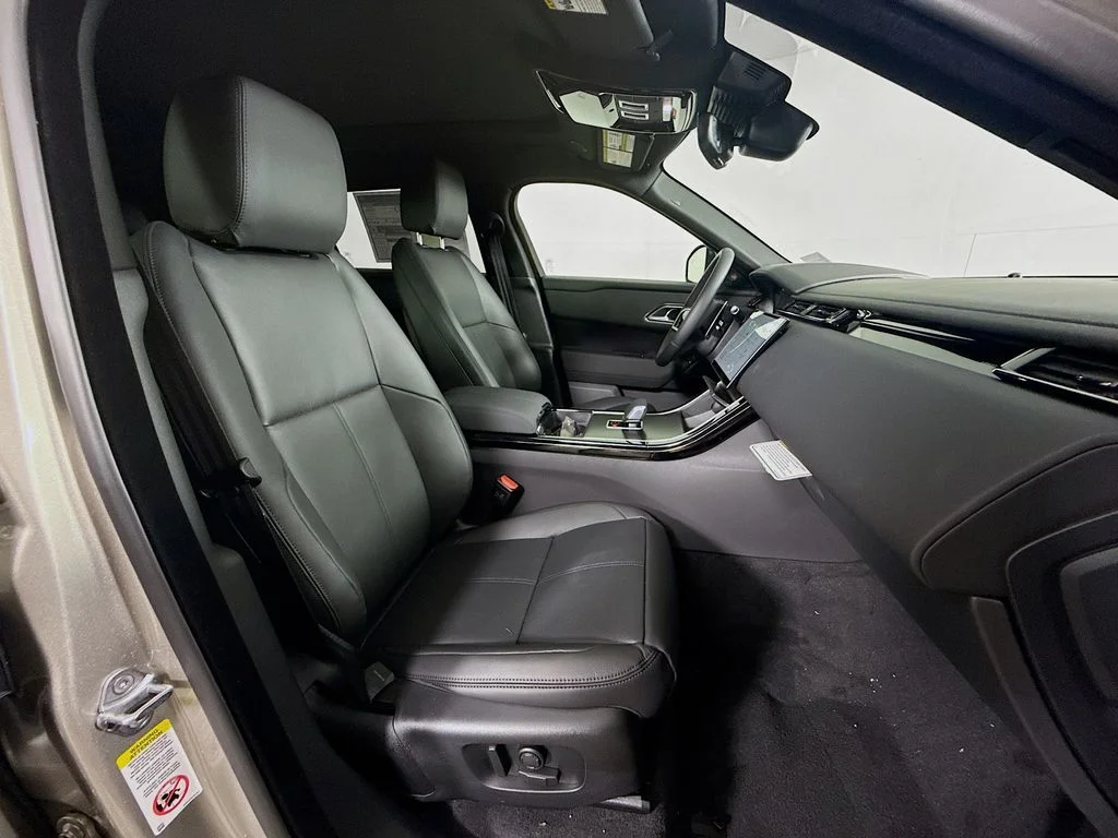 New 2026 Gold Land Rover Dynamic SE image 30