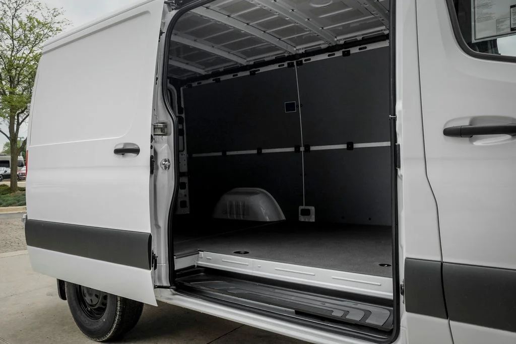 Used 2026 White Mercedes-Benz Cargo 144 WB image 10